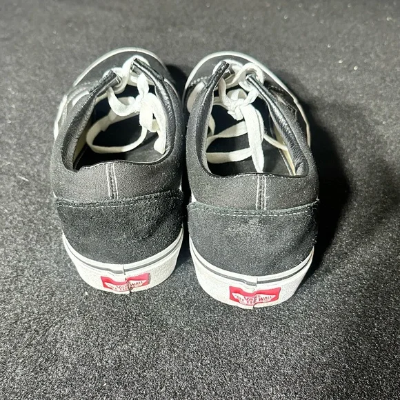 Vans Old Skool Shoe - Picture 4 of 5